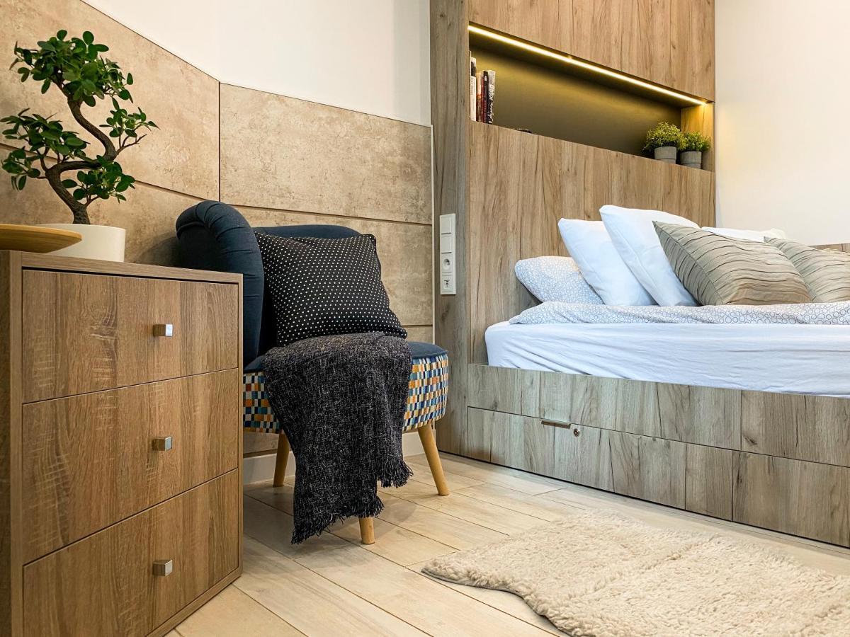 Beautiful Studio For Couples With Air Conditioning - Old Town & Main Station Krakow Ngoại thất bức ảnh