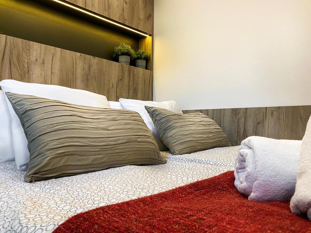 Beautiful Studio For Couples With Air Conditioning - Old Town & Main Station Krakow Ngoại thất bức ảnh